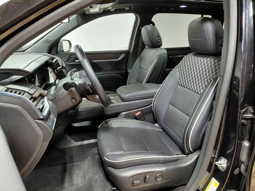 Ebony Twilight Metallic 2025 GMC Acadia Denali