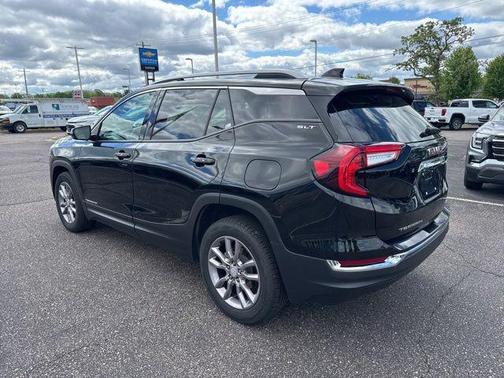 Ebony Twilight Metallic 2024 GMC Terrain SLT