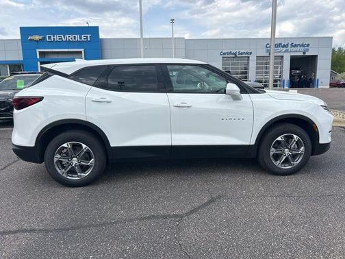 Summit White 2024 Chevrolet Blazer 2LT