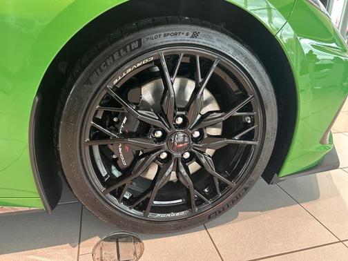 2026 Chevrolet Corvette Stingray w/2LT