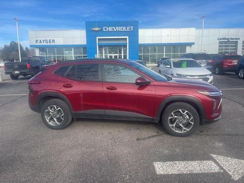 2025 Chevrolet Trax LT