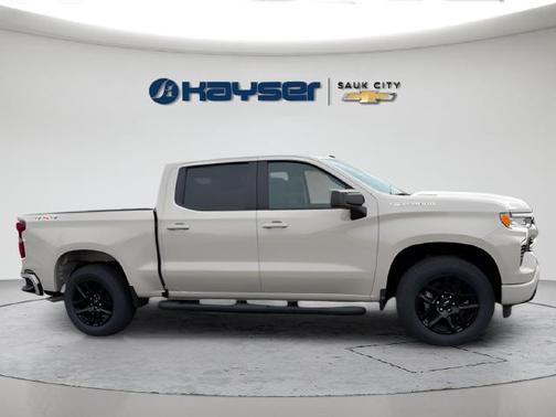 White Sands 2026 Chevrolet Silverado 1500 RST