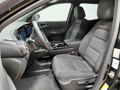 Mosaic Black Metallic 2026 Chevrolet Equinox 1LT