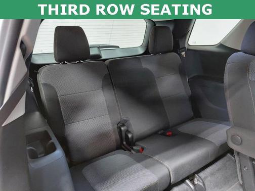Summit White 2020 Chevrolet Traverse LT Cloth