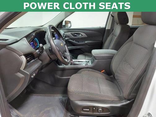 Summit White 2020 Chevrolet Traverse LT Cloth