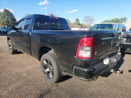 Diamond Black Crystal Pearlcoat 2019 RAM 1500 Big Horn