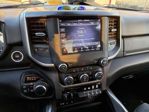 Diamond Black Crystal Pearlcoat 2019 RAM 1500 Big Horn