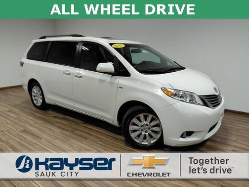 2017 Toyota Sienna XLE