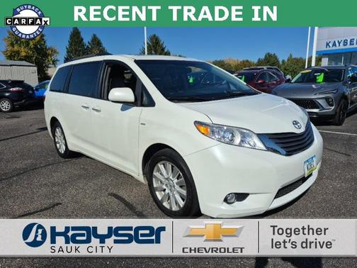 2017 Toyota Sienna XLE