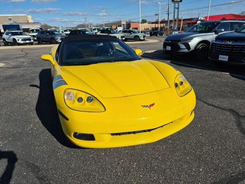 Velocity Yellow Tintcoat 2008 Chevrolet Corvette Base
