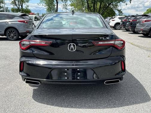 2022 Acura TLX Tech