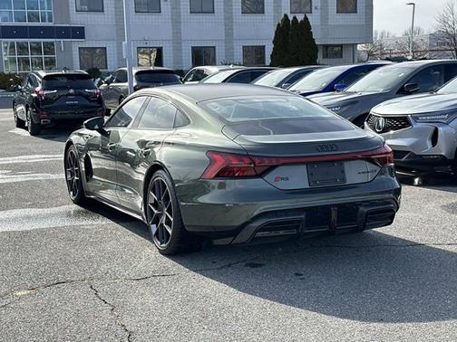 2025 Audi RS e-tron GT performance