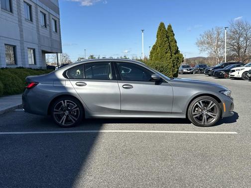 2023 BMW 330 330i xDrive