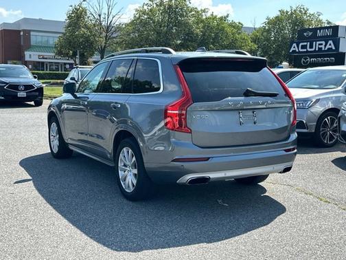 2019 Volvo XC90 T6 Momentum