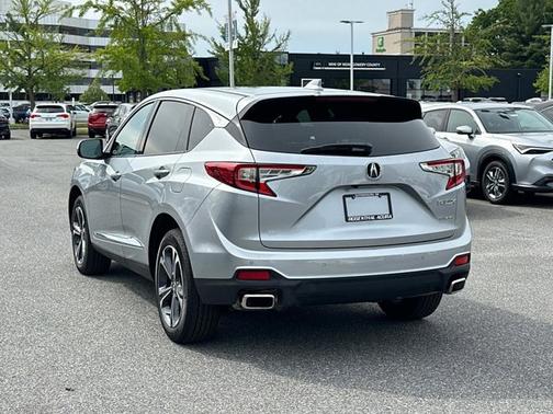 2025 Acura RDX w/Technology Package