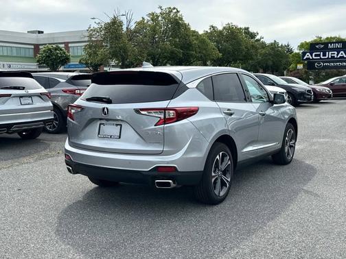 2025 Acura RDX w/Technology Package