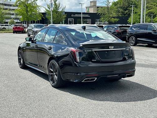 2024 Cadillac CT5 Sport