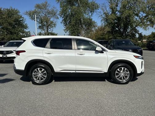 2019 Hyundai SANTA FE SE 2.4