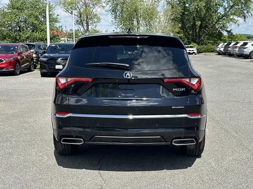 Black 2024 Acura MDX w/Advance Package