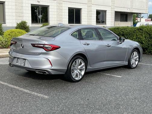 Photo 3 of 32 of 2021 Acura TLX Tech