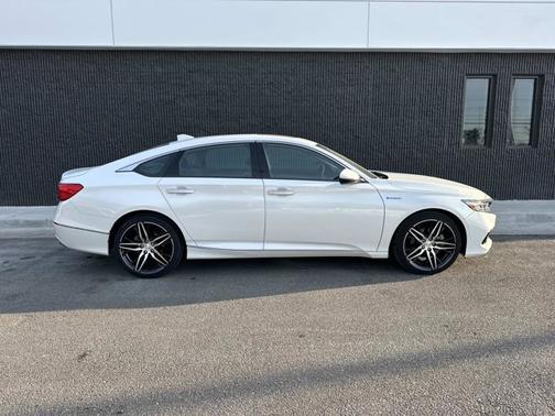 2022 Honda Accord Hybrid Touring