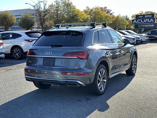 2024 Audi Q5 S line Premium