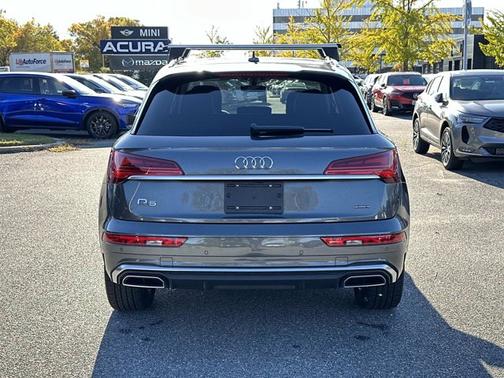 2024 Audi Q5 S line Premium