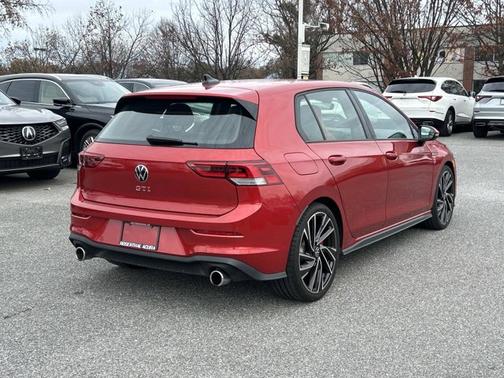 2024 Volkswagen Golf GTI Autobahn