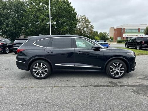 2024 Acura MDX w/Technology Package