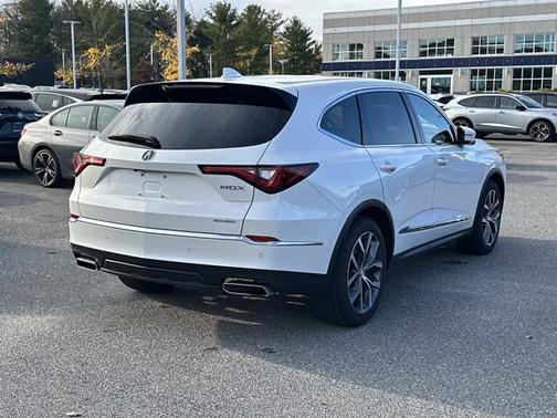 2023 Acura MDX w/Technology Package