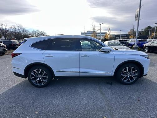 2023 Acura MDX w/Technology Package