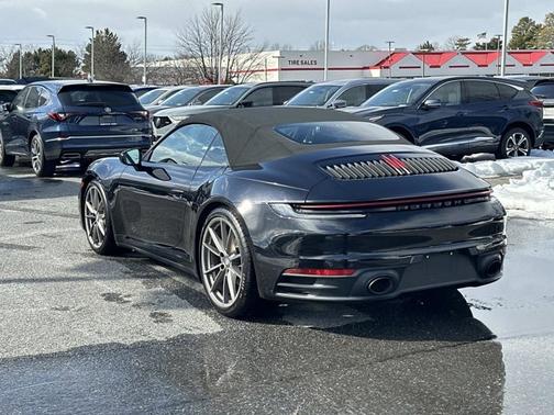 2020 Porsche 911 Carrera