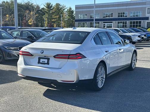 2024 BMW 530 530i xDrive