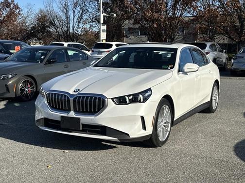 2024 BMW 530 530i xDrive