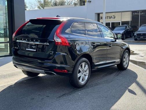 2017 Volvo XC60 T5 Inscription