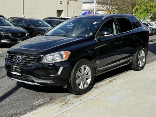 2017 Volvo XC60 T5 Inscription