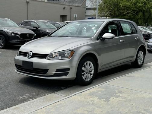 2015 Volkswagen Golf TSI SE