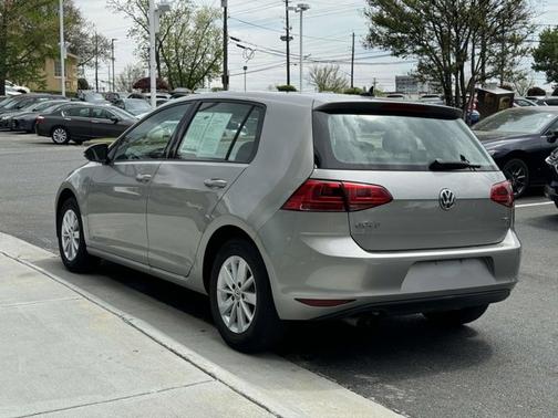 2015 Volkswagen Golf TSI SE