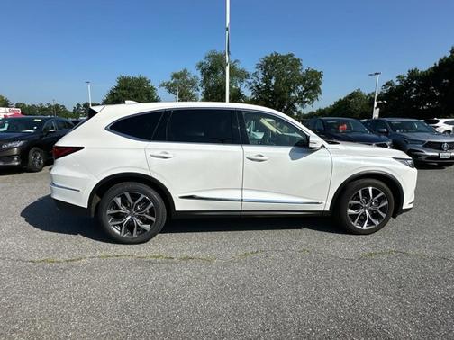 2024 Acura MDX w/Technology Package