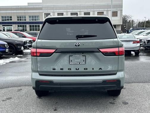2024 Toyota Sequoia SR5