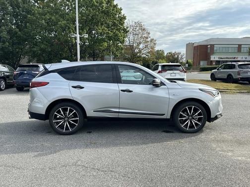 2025 Acura RDX w/A-Spec Advance Package