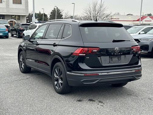 2023 Volkswagen Tiguan SE