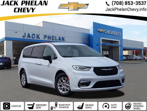 Bright White Clearcoat 2024 Chrysler Pacifica Touring L