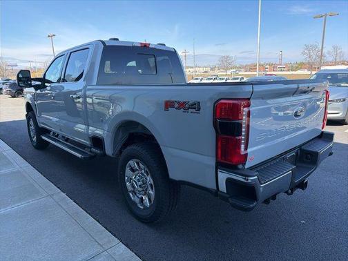 Avalanche 2026 Ford F-250 Lariat
