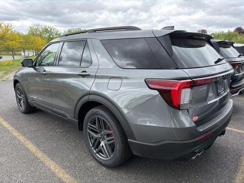 Carbonized Gray Metallic 2026 Ford Explorer ST