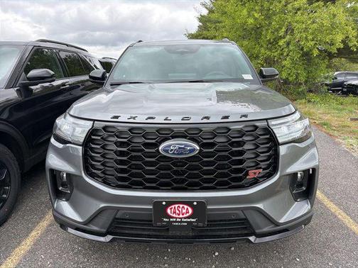 Carbonized Gray Metallic 2026 Ford Explorer ST