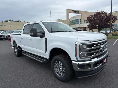 Oxford White 2026 Ford F-250 Lariat