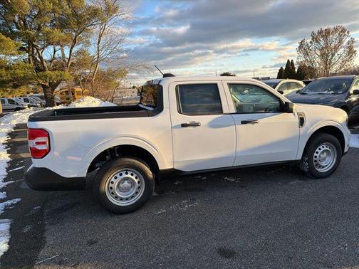 Oxford White 2026 Ford Maverick XL