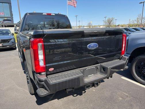 Agate Black Metallic 2026 Ford F-250 XL