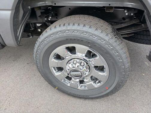 Carbonized Gray Metallic 2026 Ford F-250 Lariat